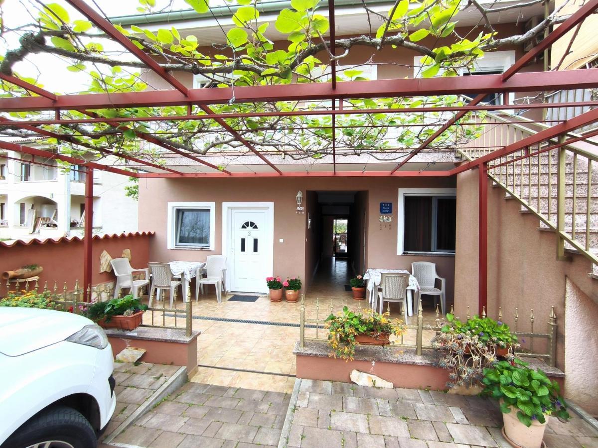 Kadumi Rooms Katarina מראה חיצוני תמונה