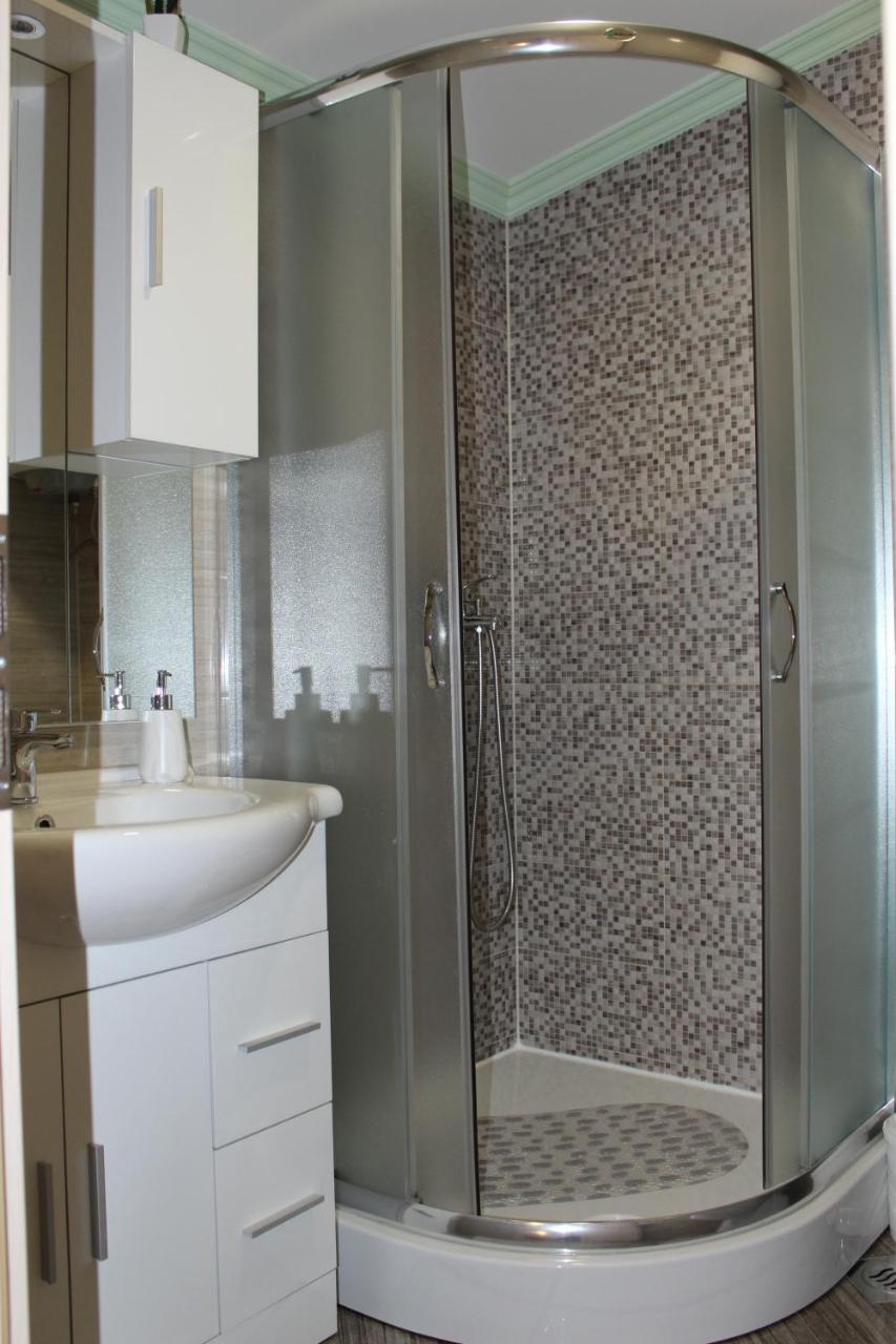 Kadumi Rooms Katarina מראה חיצוני תמונה