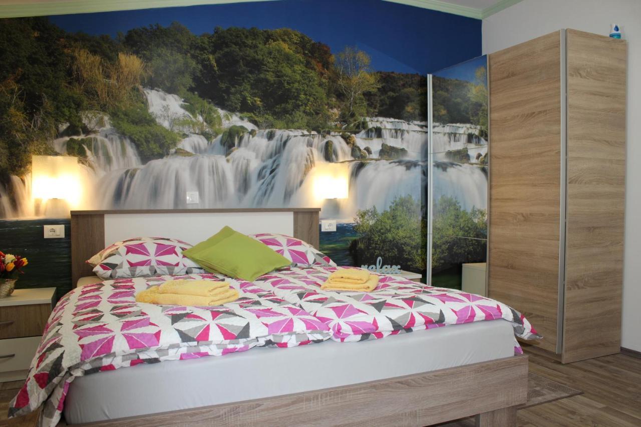 Kadumi Rooms Katarina מראה חיצוני תמונה