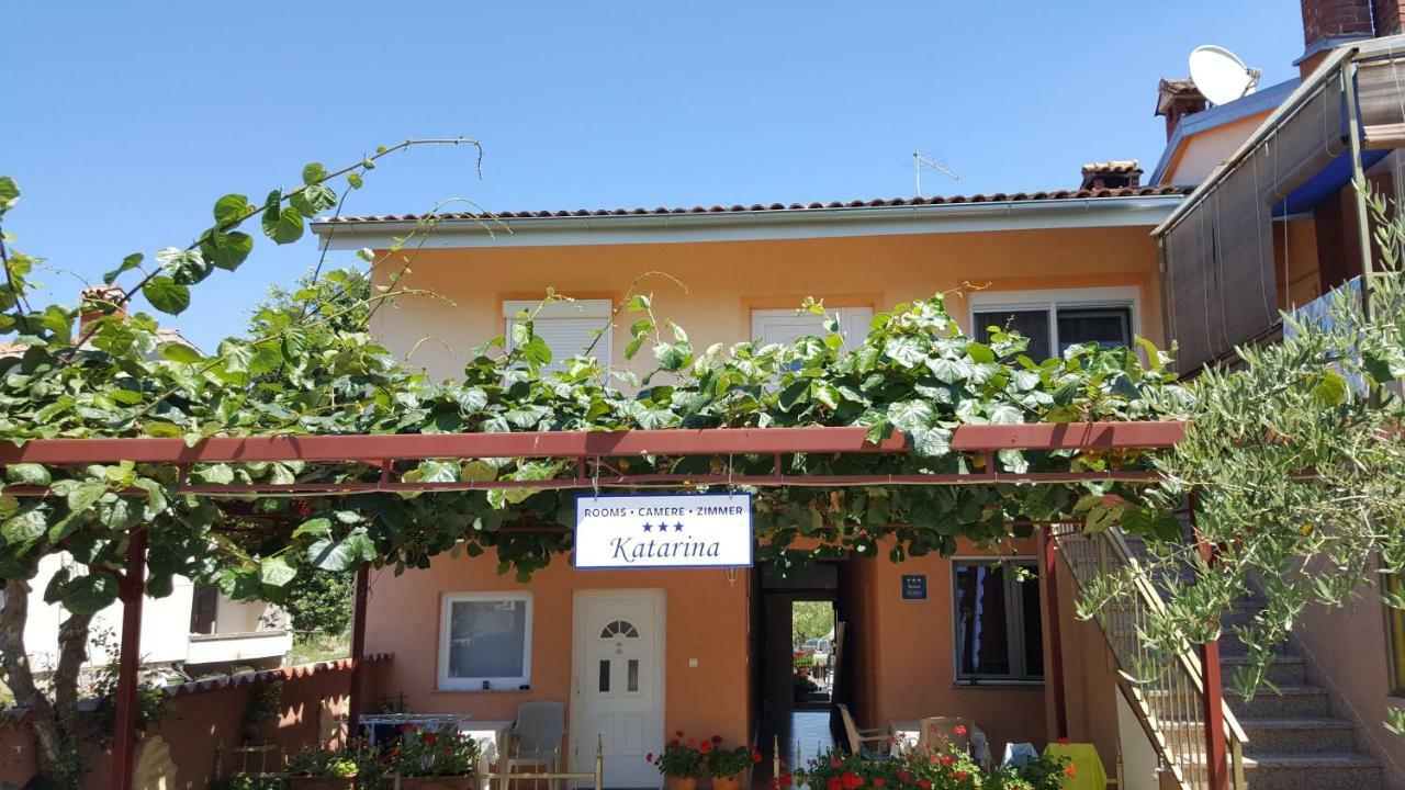 Kadumi Rooms Katarina מראה חיצוני תמונה